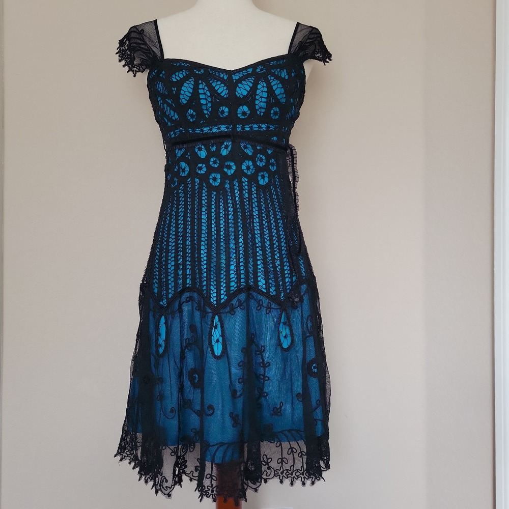 Betsey Johnson Black Lace Mini Dress Size 4 Goth Whimsigoth Y2K Silk Blend Mesh